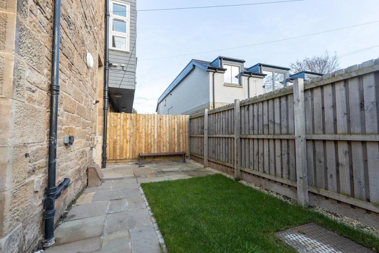 New 3-Bedroom Apartment Close To City Centre Edimburgo Esterno foto
